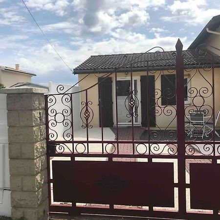 « Chez Nath Et Chris » Apartman Saint-André-de-Cubzac Kültér fotó